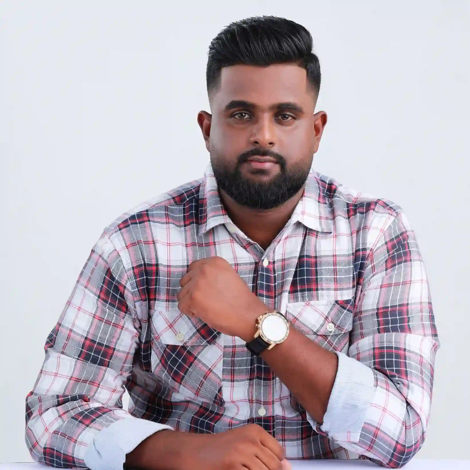 Chalana Hettihandi - Founder of Day Tours LK