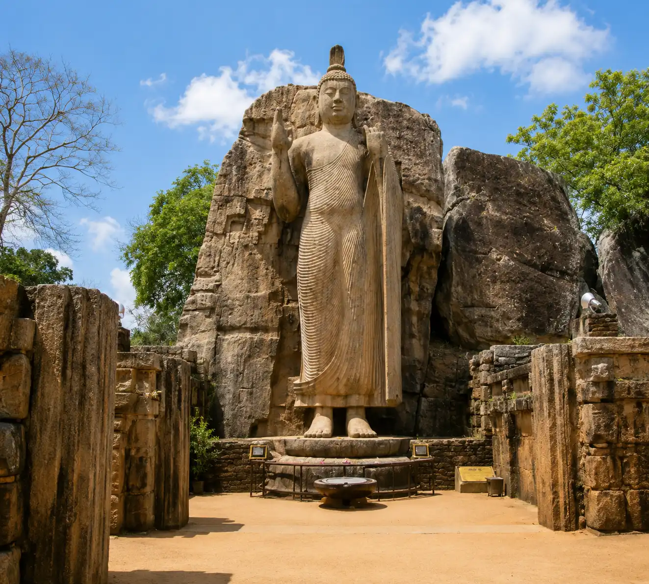 Anuradhapura Ancient City Tour Sri Lanka - photo 2